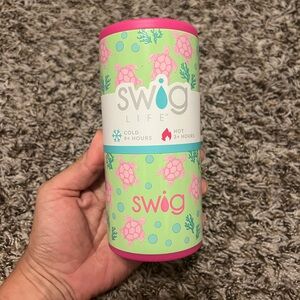 Swig Life 12 ounce skinny can cooler
